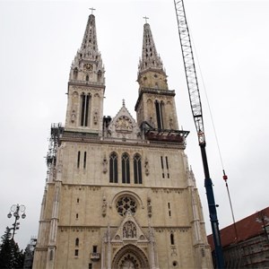 Kada je počela gradnja katedrale?